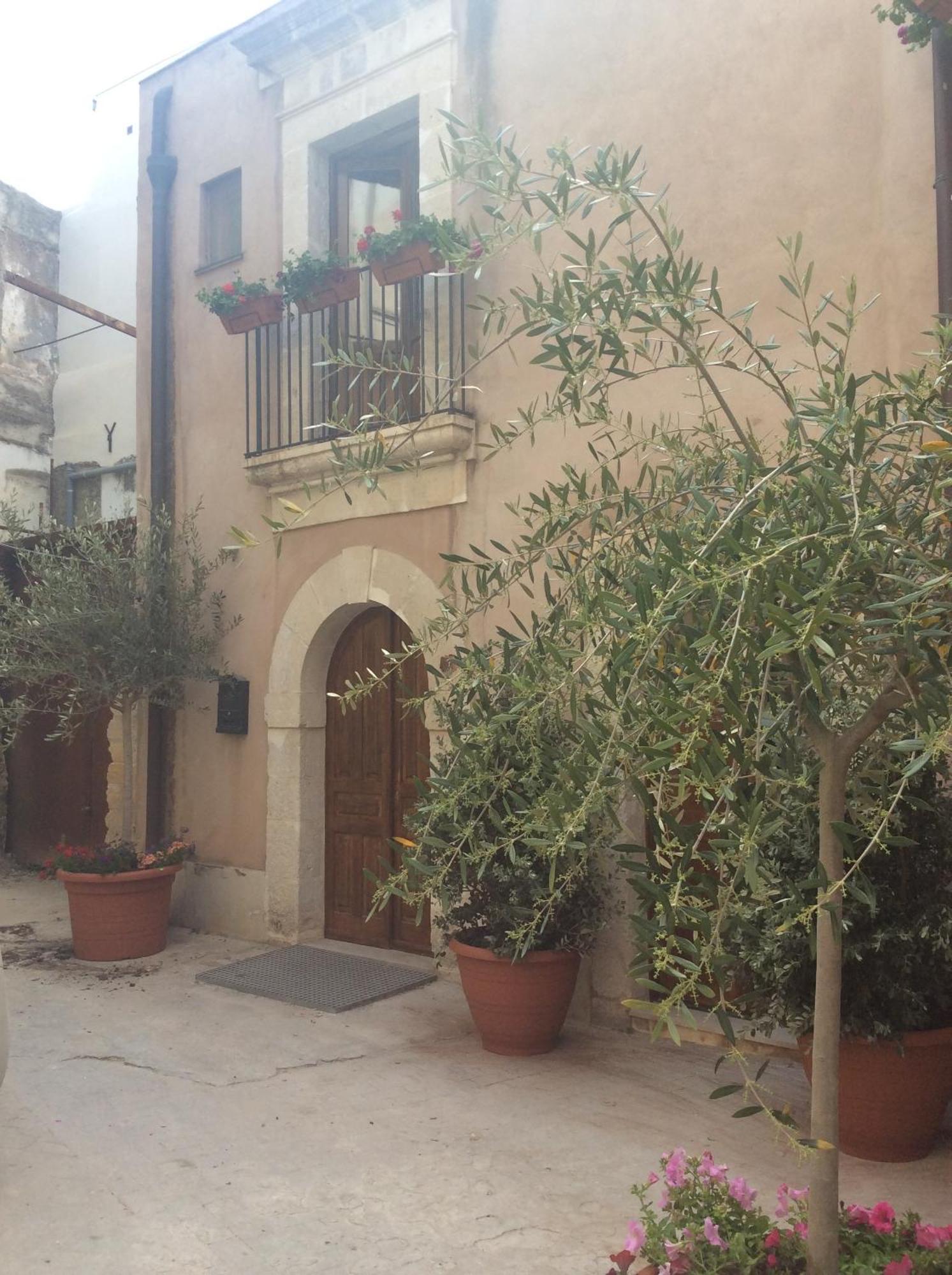 Affittacamere Resalibera Syracuse Exterior photo